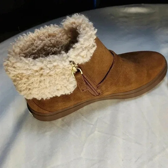 Cole Haan Nantucket Cozy Ankle Fur Buckle Strap Cowhide Like Fabric Women Boot 7 - Picture 8 of 13